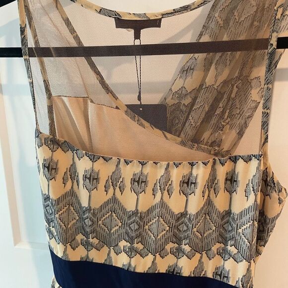 Ryu Printed Maxi Dress - Picture 5 of 7